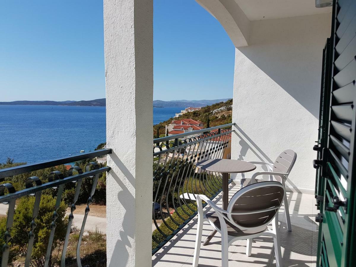Villa Berg Maslinica Εξωτερικό φωτογραφία
